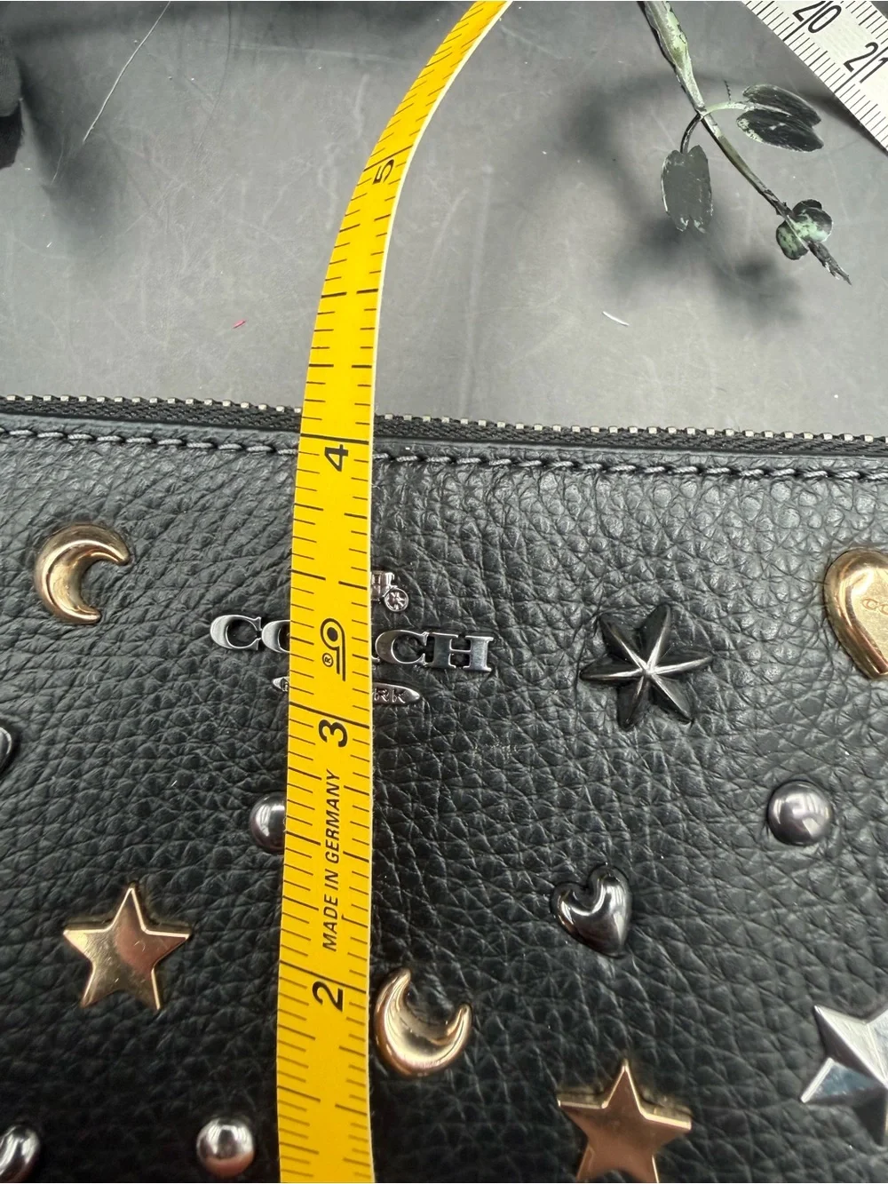 COACH Black Pebbled Leather Medium Corner Wristlet With Rivets